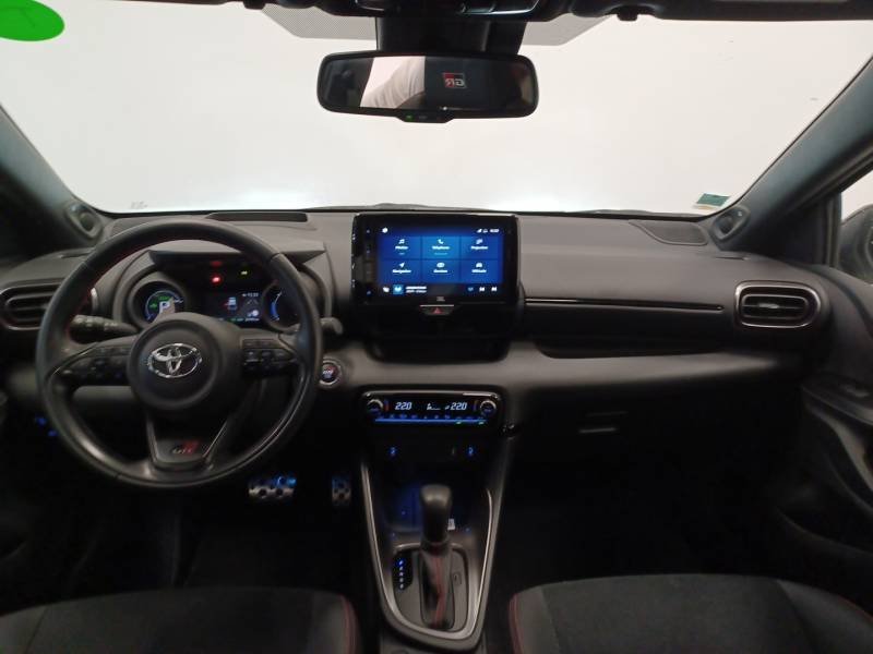 Toyota Yaris - Photo 11