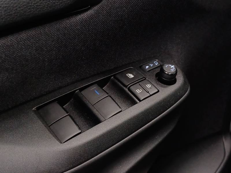 Toyota Yaris - Photo 15
