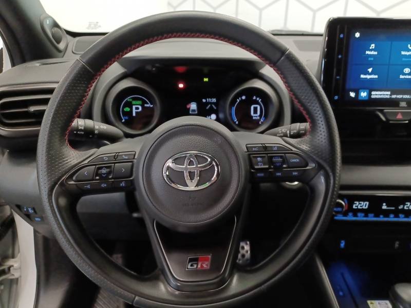 Toyota Yaris - Photo 17
