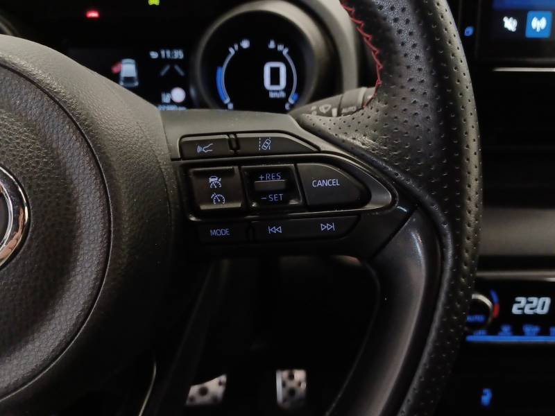 Toyota Yaris - Photo 18