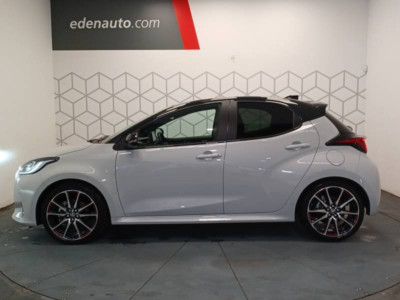 Toyota Yaris - Photo 2
