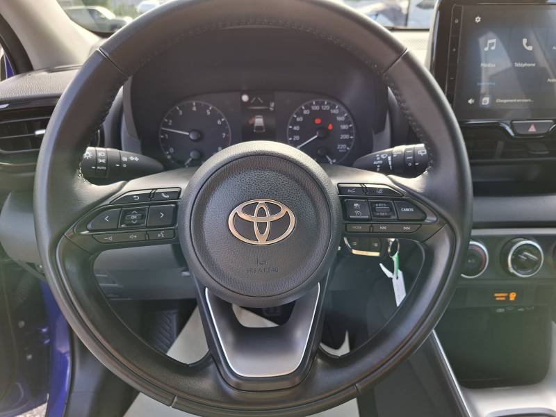 Toyota Yaris - Photo 12