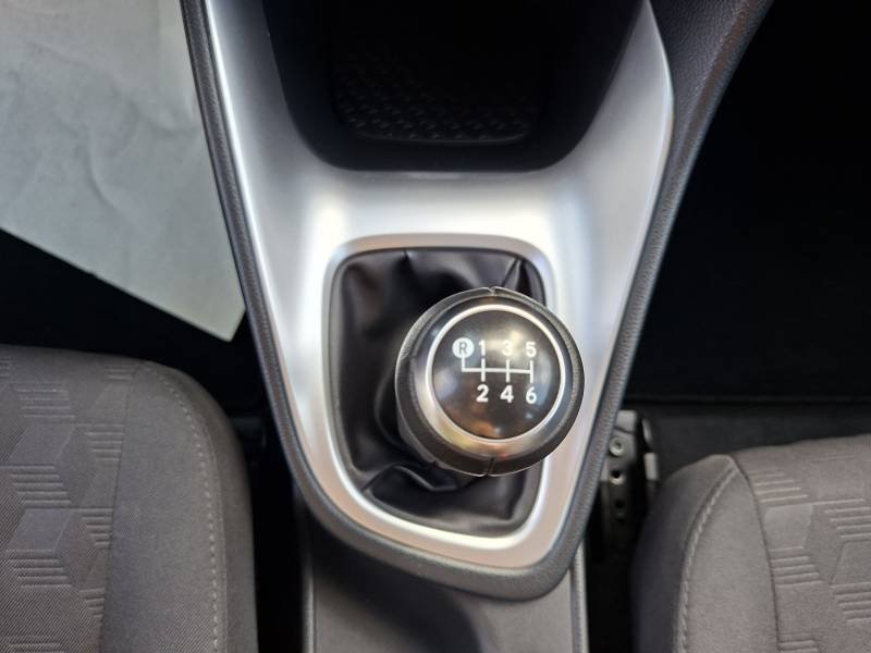 Toyota Yaris - Photo 21