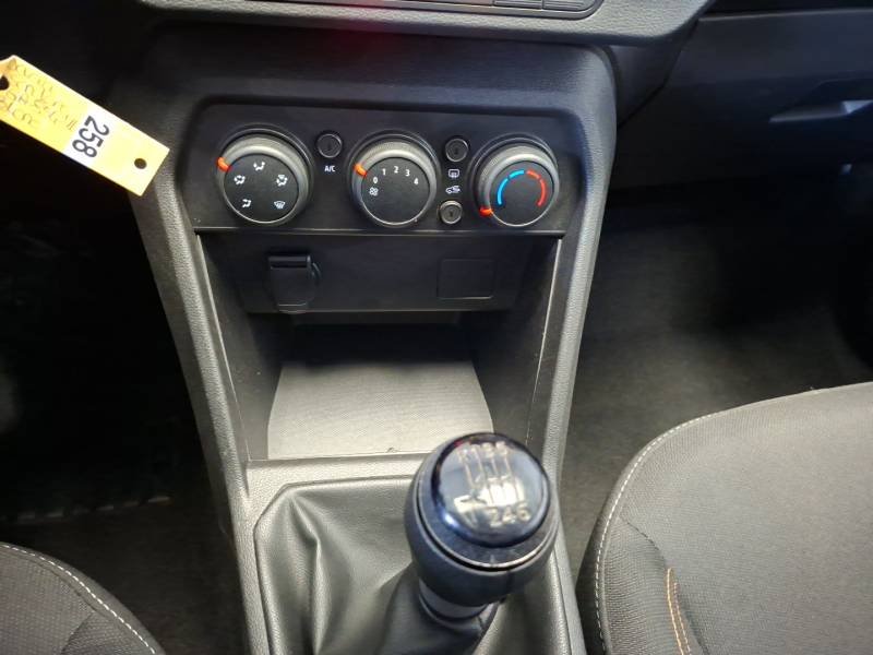 Dacia Sandero - Photo 22