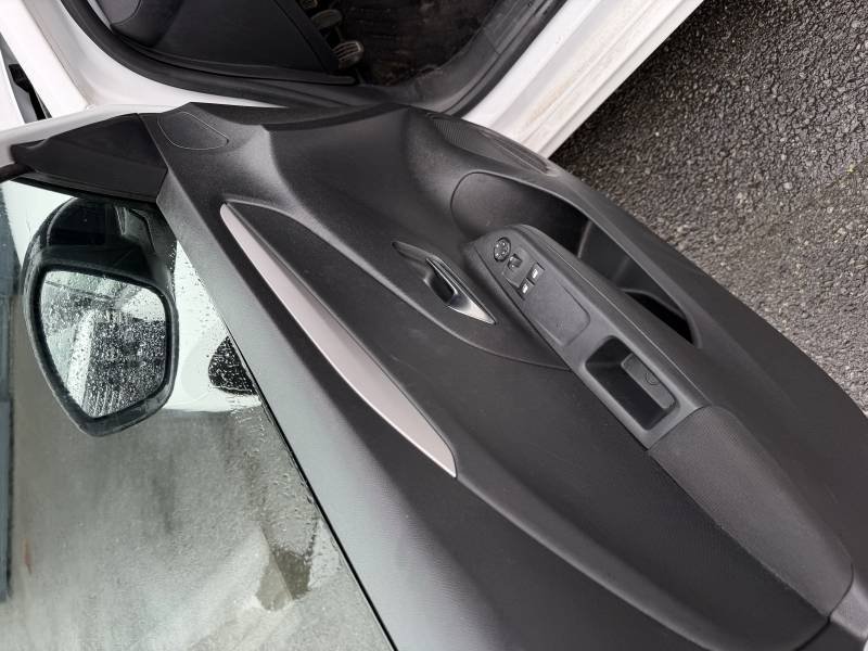 Opel Corsa - Photo 29