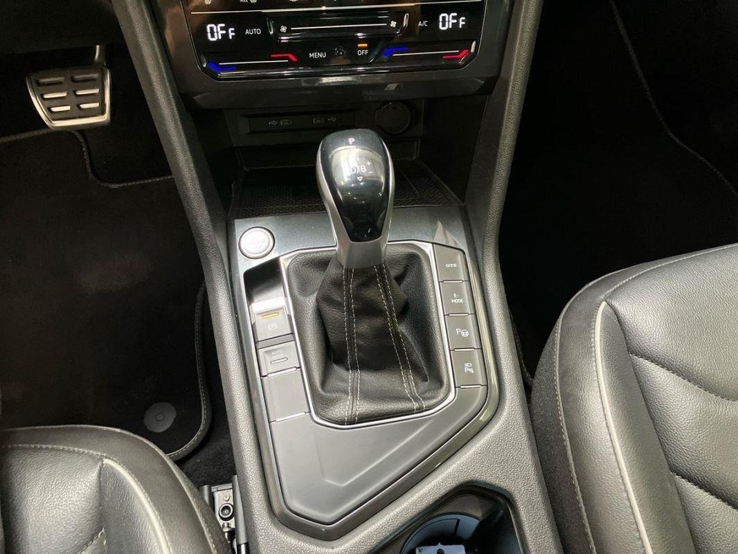 Volkswagen Tiguan - Photo 11