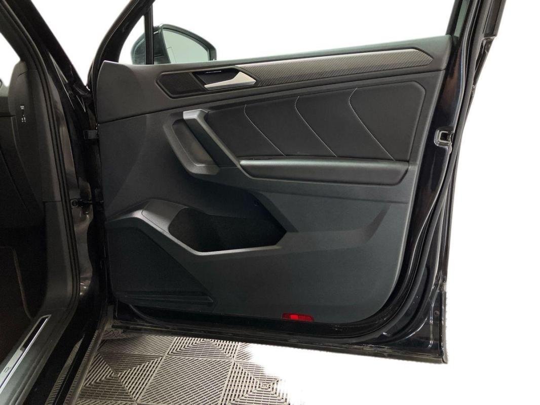 Volkswagen Tiguan - Photo 15