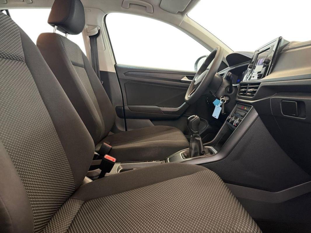 Volkswagen T-Roc - Photo 13