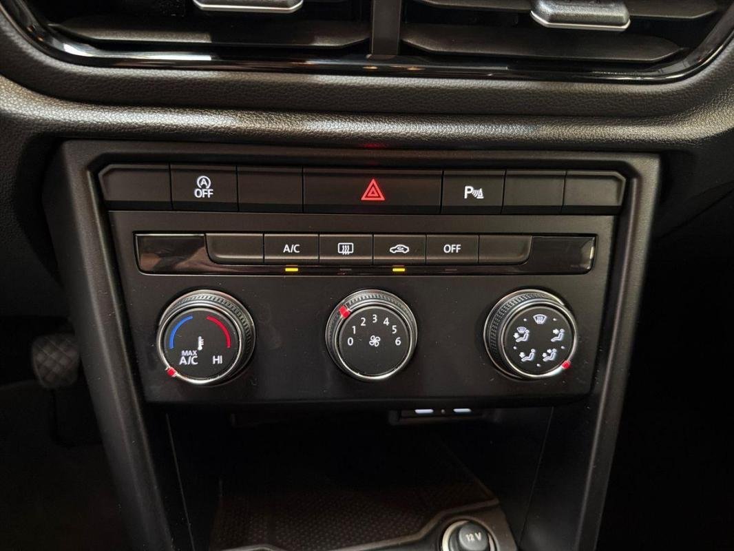 Volkswagen T-Roc - Photo 19