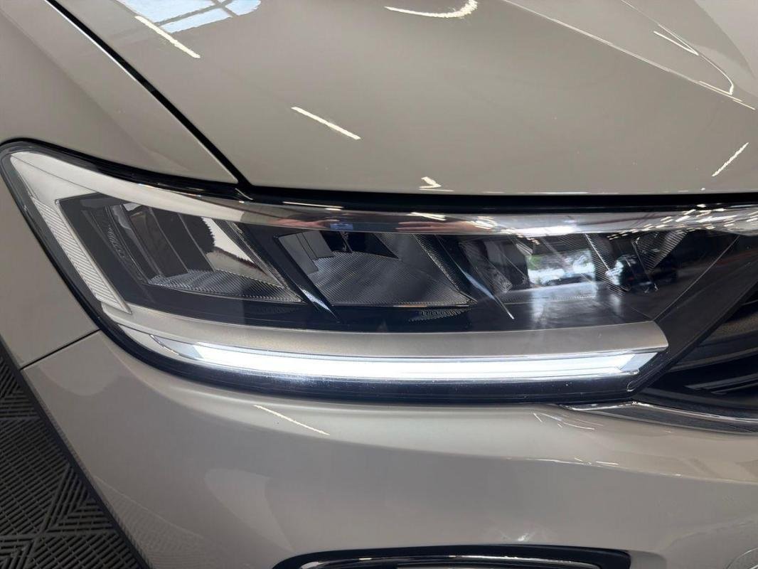 Volkswagen T-Roc - Photo 25