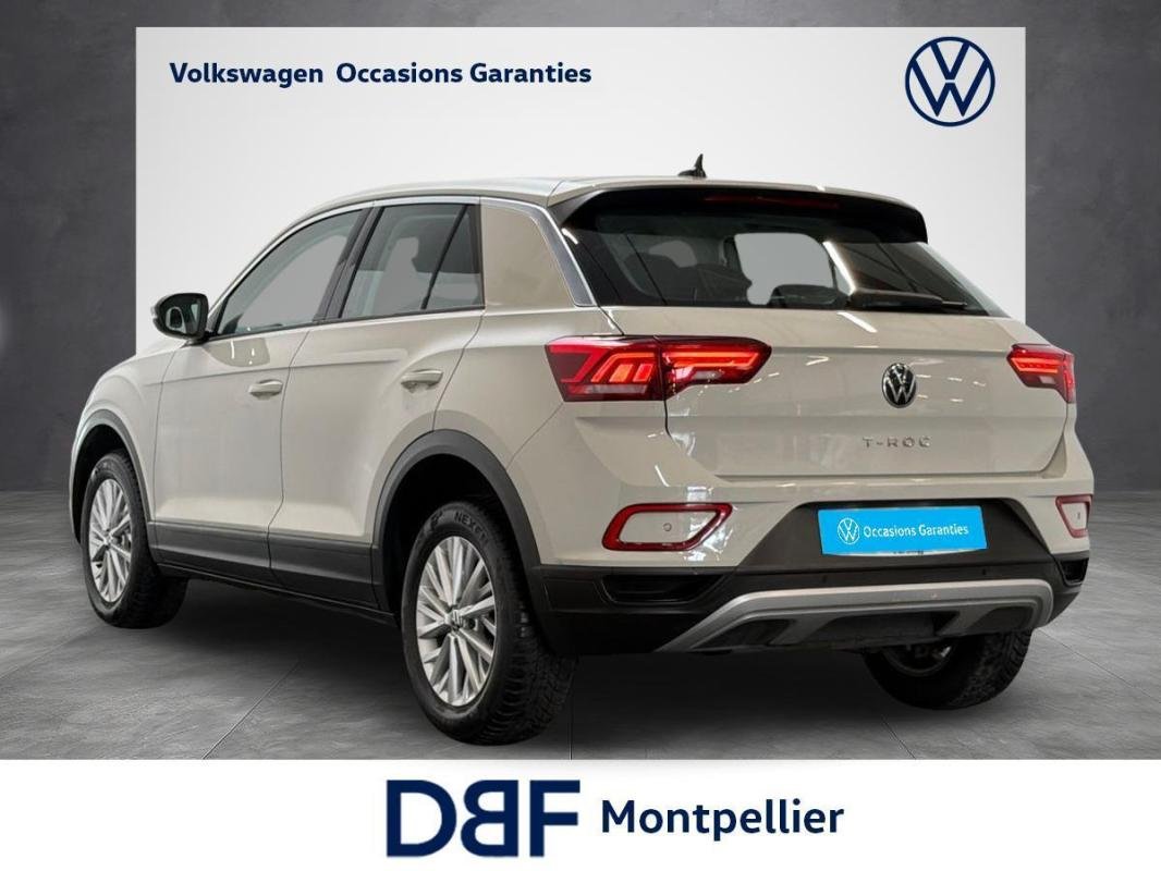 Volkswagen T-Roc - Photo 3
