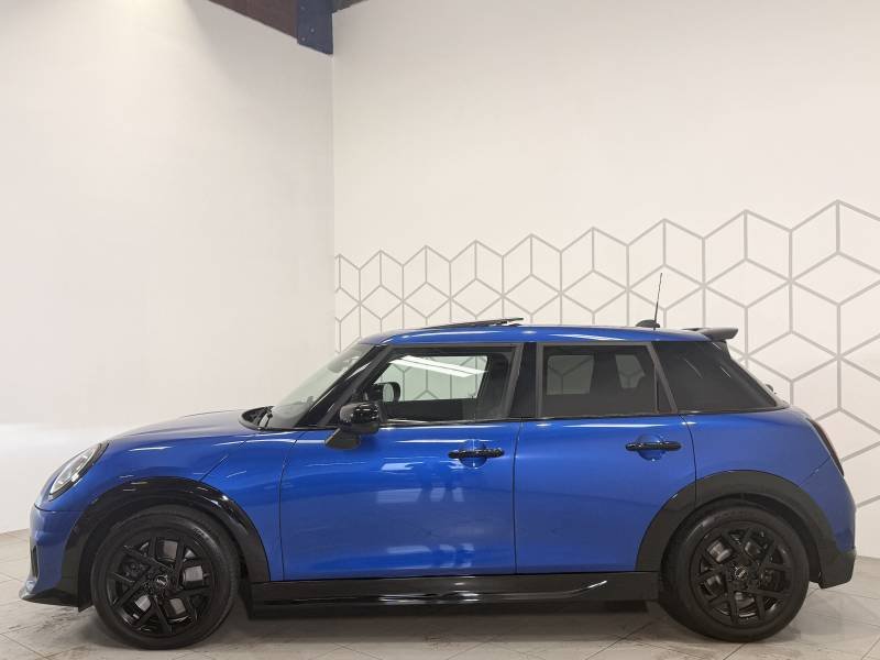 Mini Cooper - Photo 2