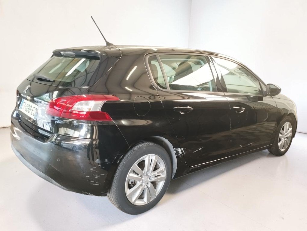 Peugeot 308 - Photo 7