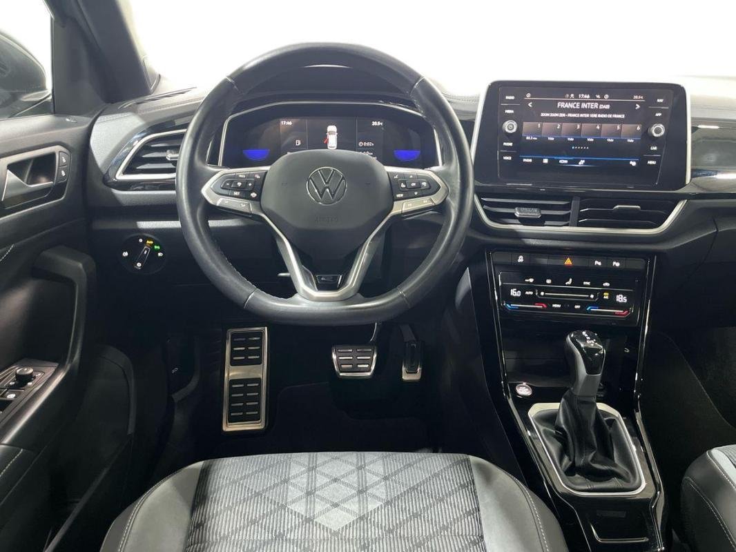 Volkswagen T-Roc - Photo 25
