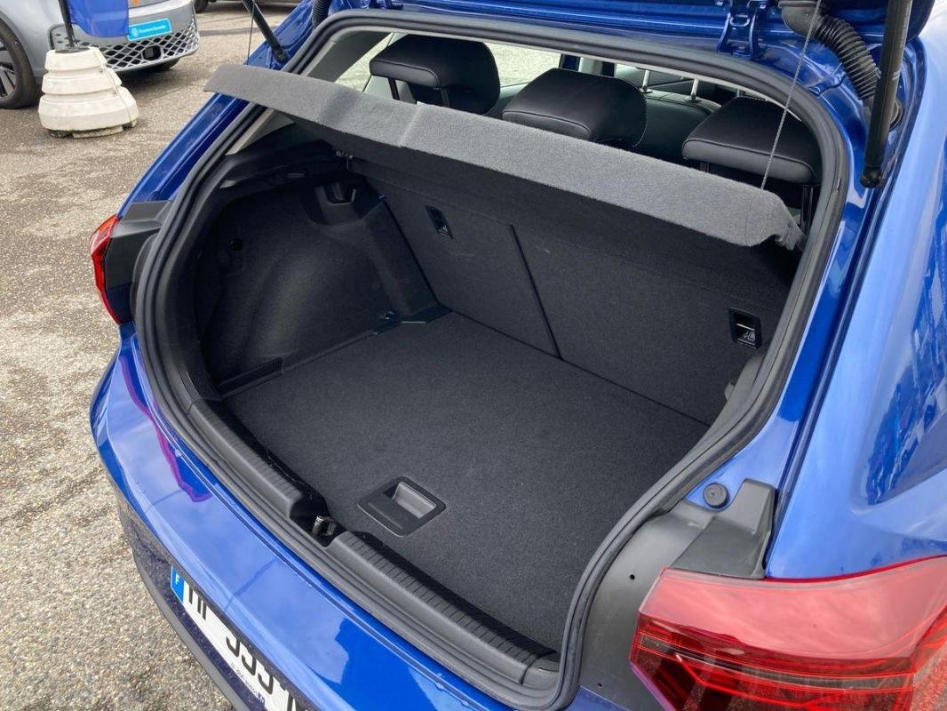 Volkswagen Polo - Photo 32