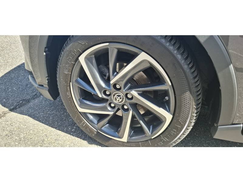 Toyota C-HR - Photo 9