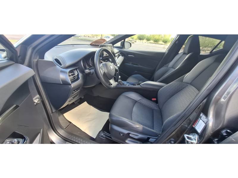 Toyota C-HR - Photo 10