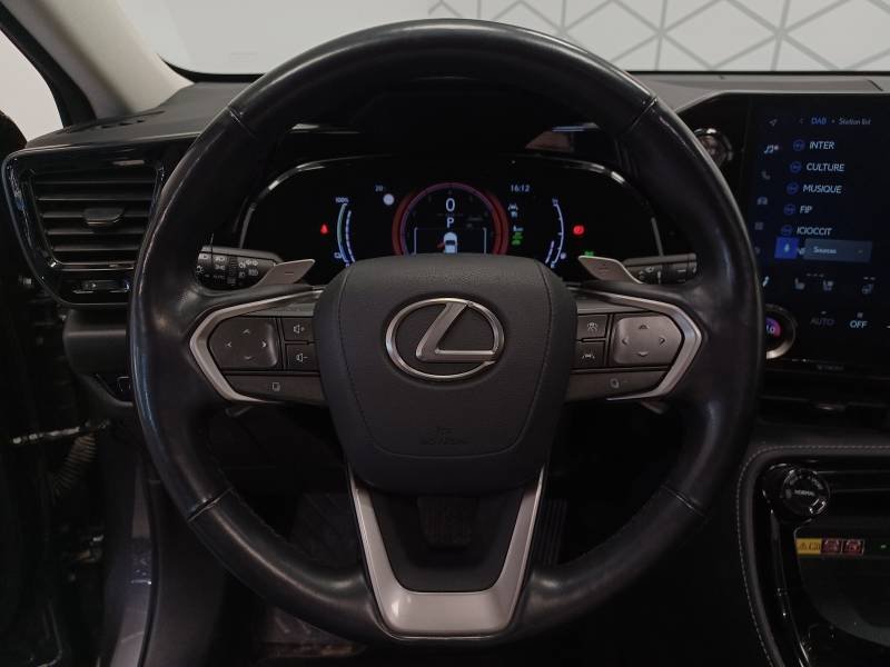 Lexus NX - Photo 20