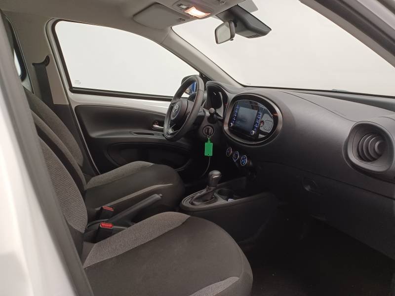 Toyota aygo x - Photo 12