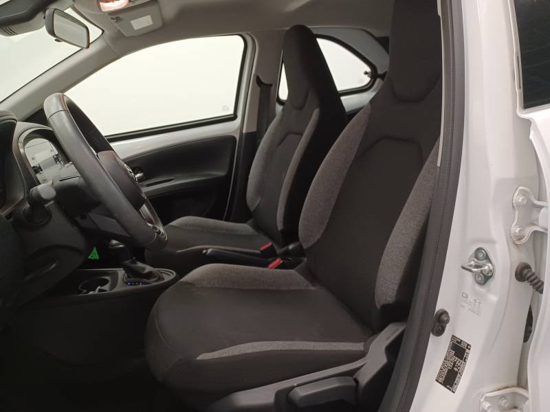 Toyota aygo x - Photo 15