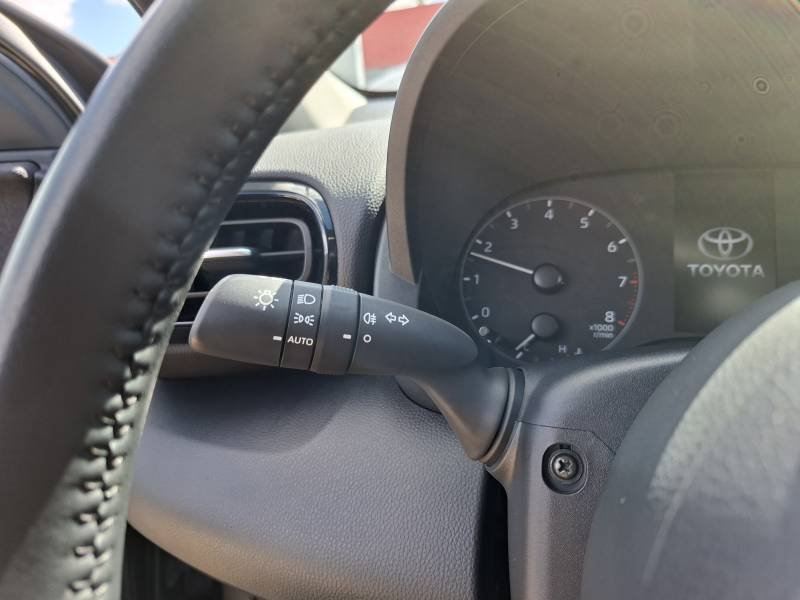Toyota Yaris - Photo 13