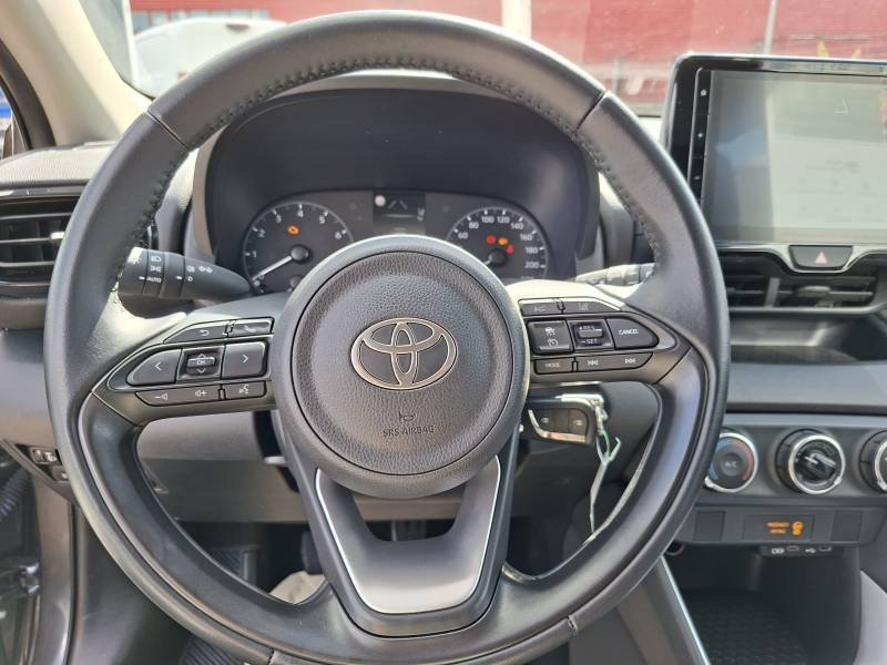 Toyota Yaris - Photo 10