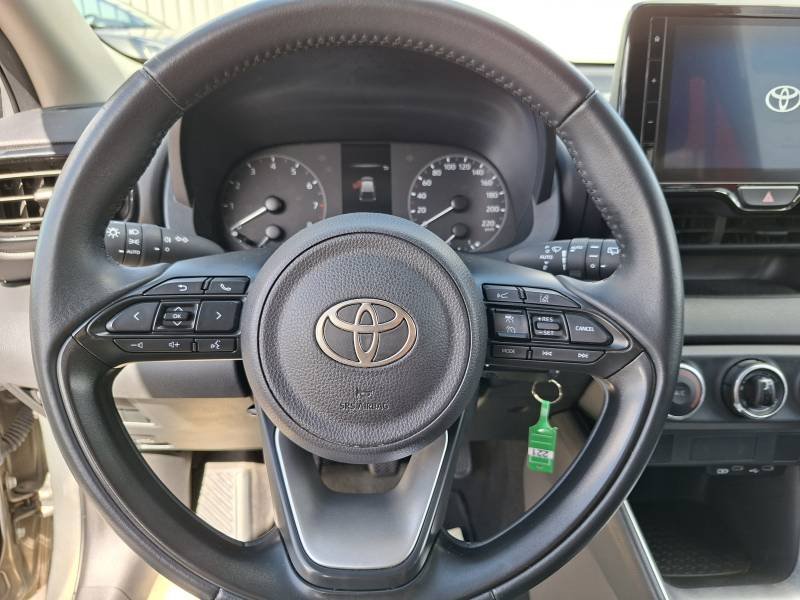 Toyota Yaris - Photo 11