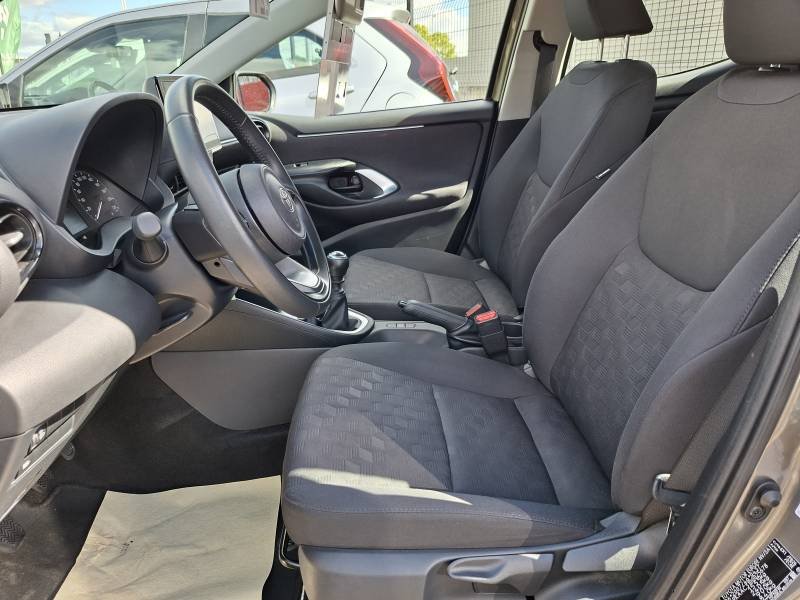 Toyota Yaris - Photo 8
