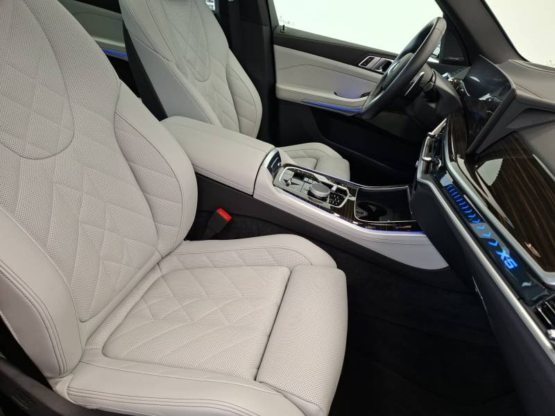 BMW X5 - Photo 13