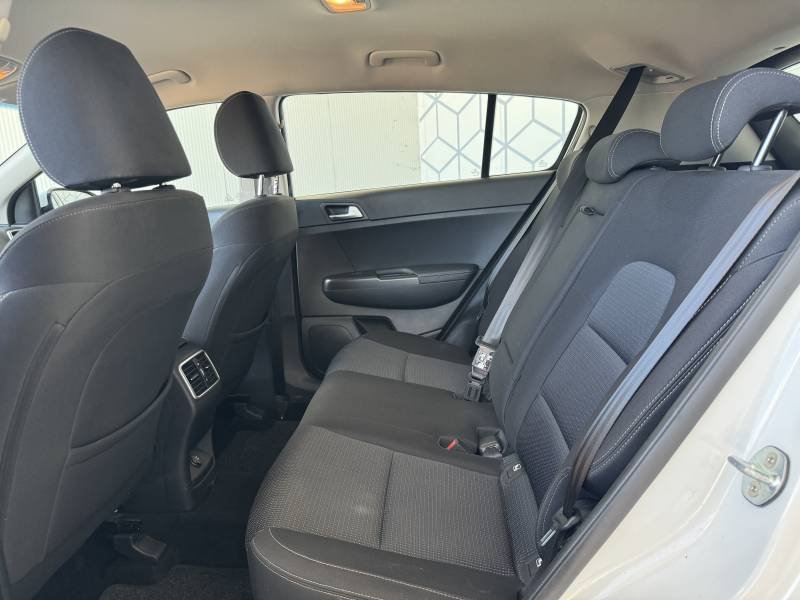 Kia Sportage - Photo 16