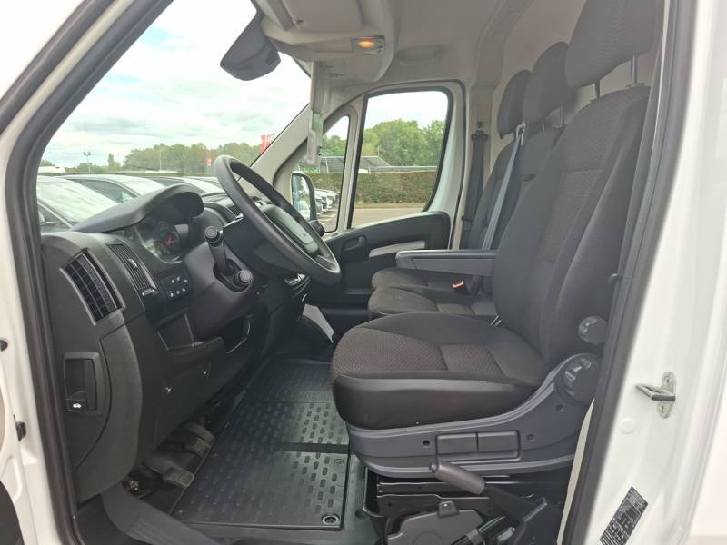 Peugeot Boxer - Photo 11