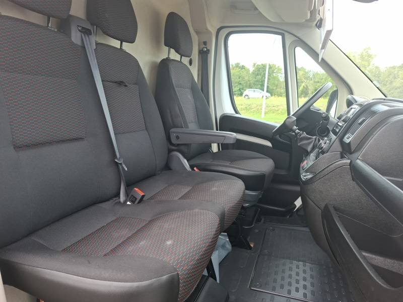 Peugeot Boxer - Photo 12