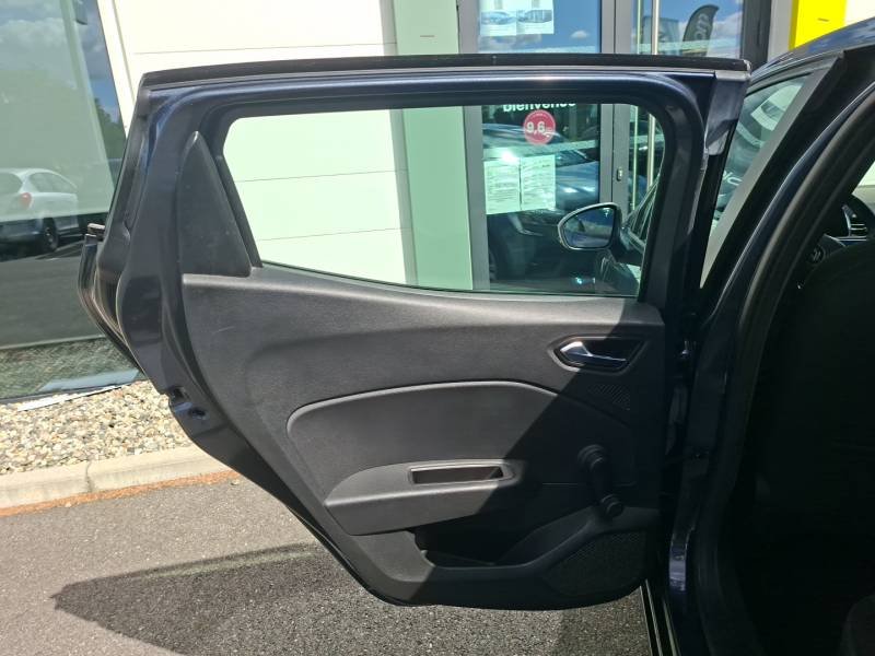 Renault Clio - Photo 18