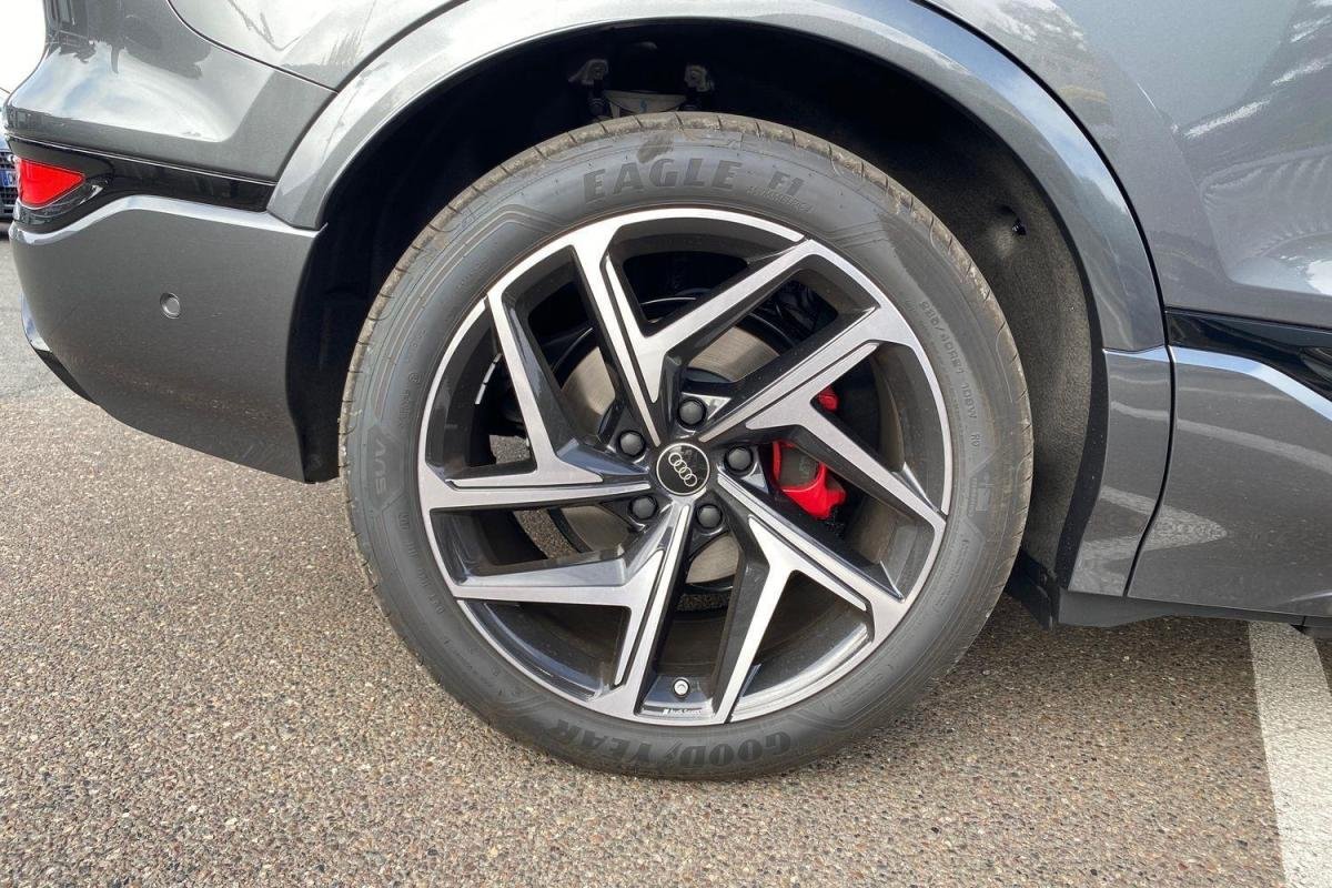 Audi q6 e-tron - Photo 23