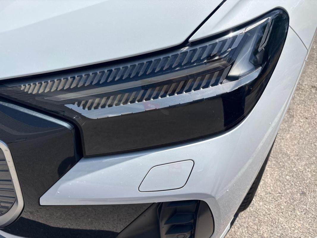 Audi Q4 e-tron - Photo 25