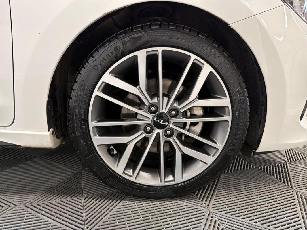 Kia Rio - Photo 29