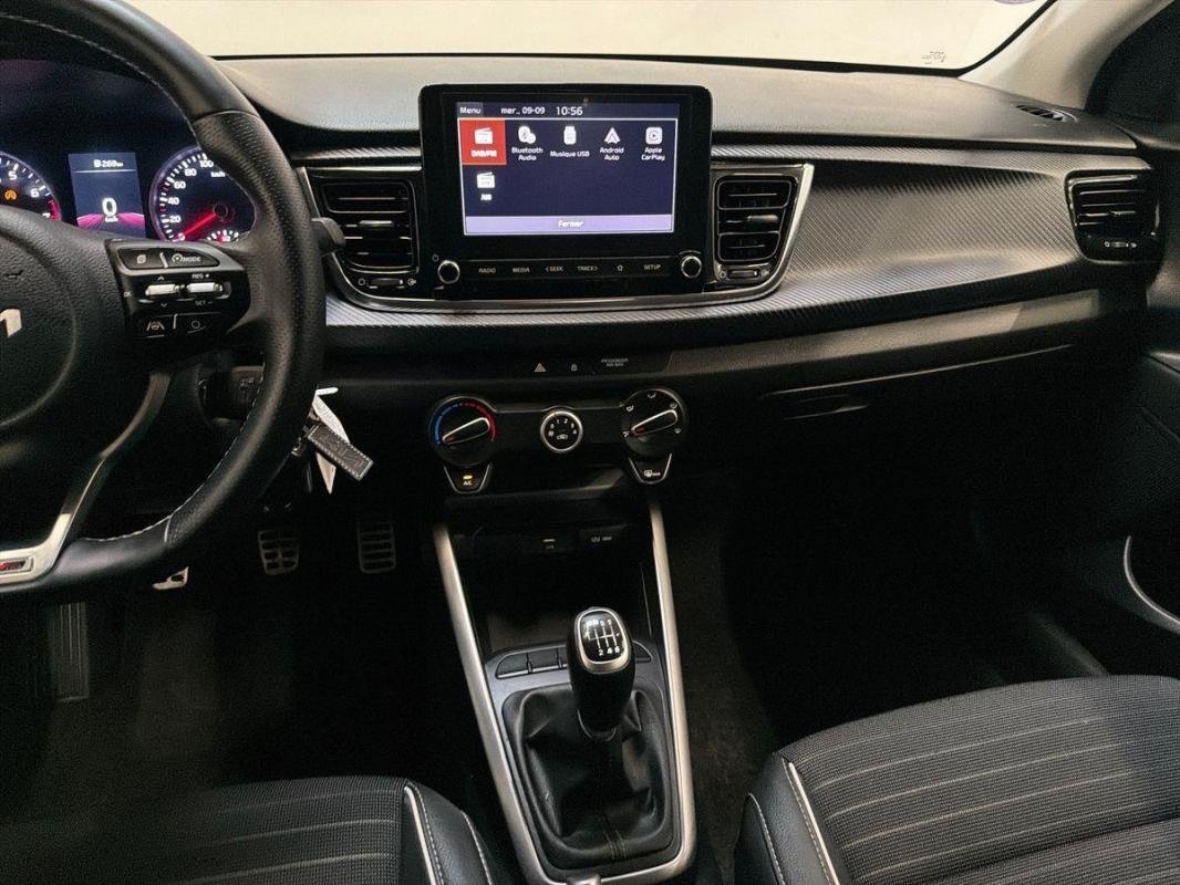 Kia Rio - Photo 10