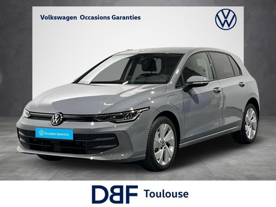 Volkswagen Golf - Photo 1