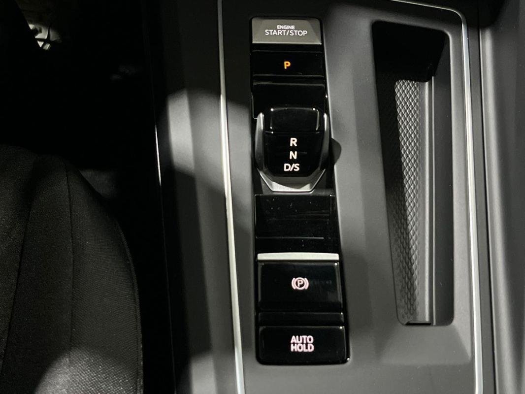 Volkswagen Golf - Photo 11