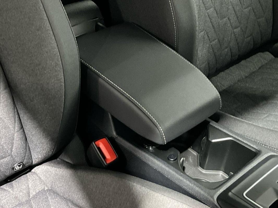 Volkswagen Golf - Photo 12