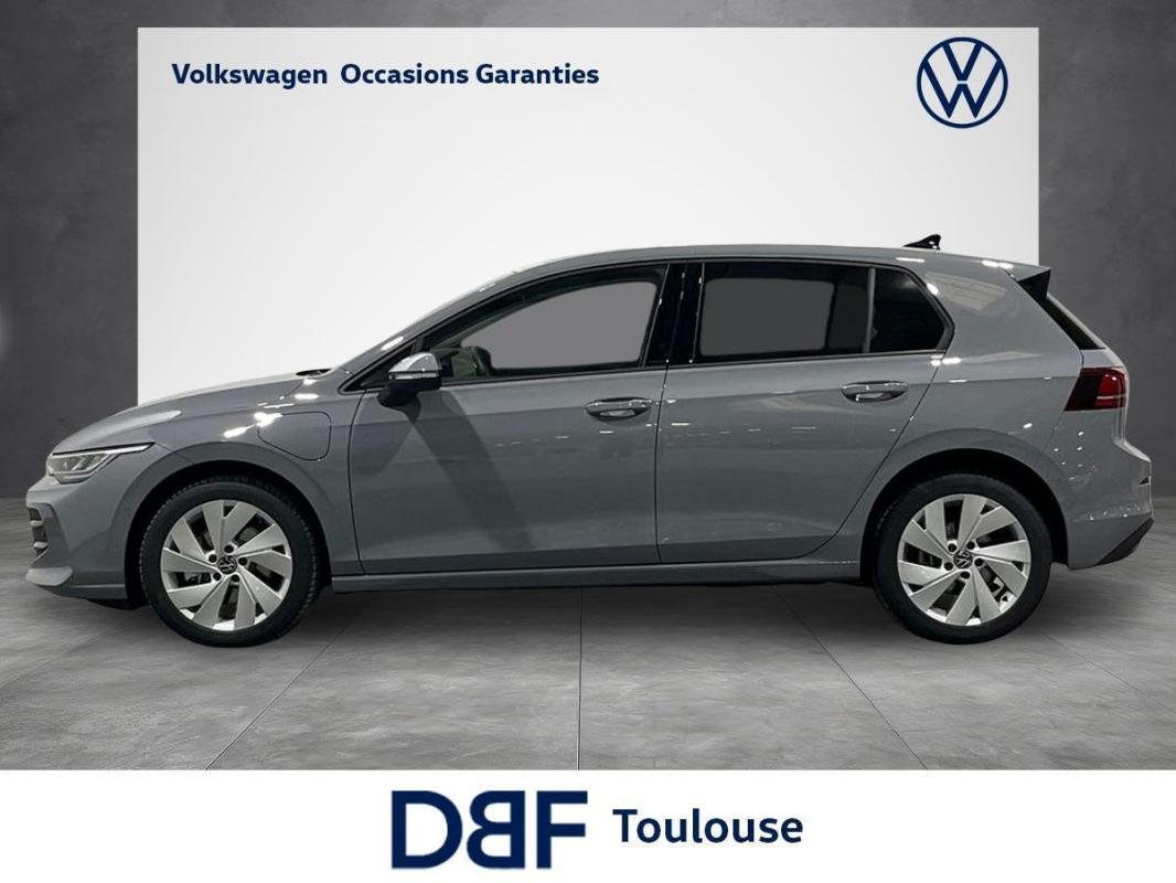 Volkswagen Golf - Photo 2