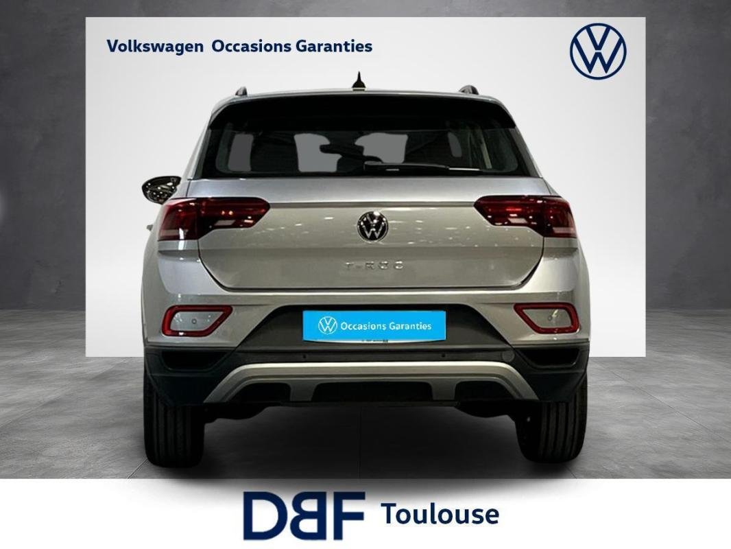 Volkswagen T-Roc - Photo 4
