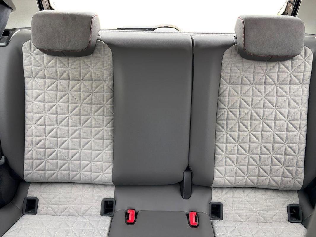 Volkswagen Up! - Photo 22