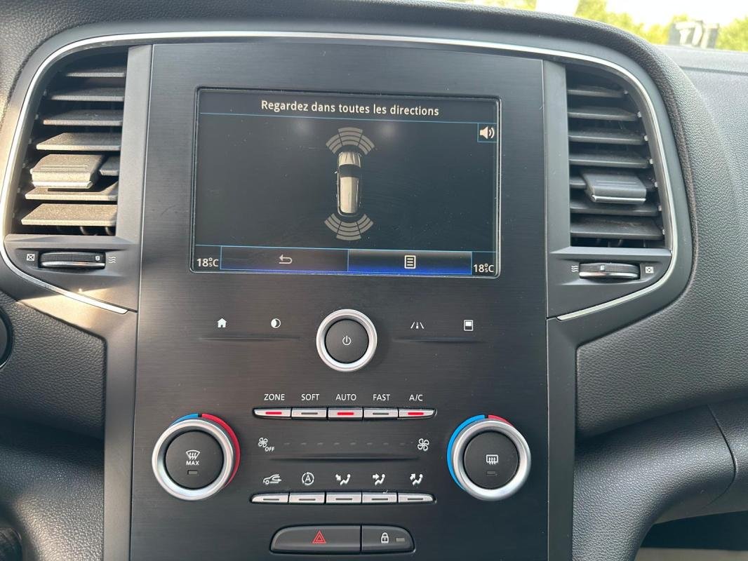Renault Mégane - Photo 15