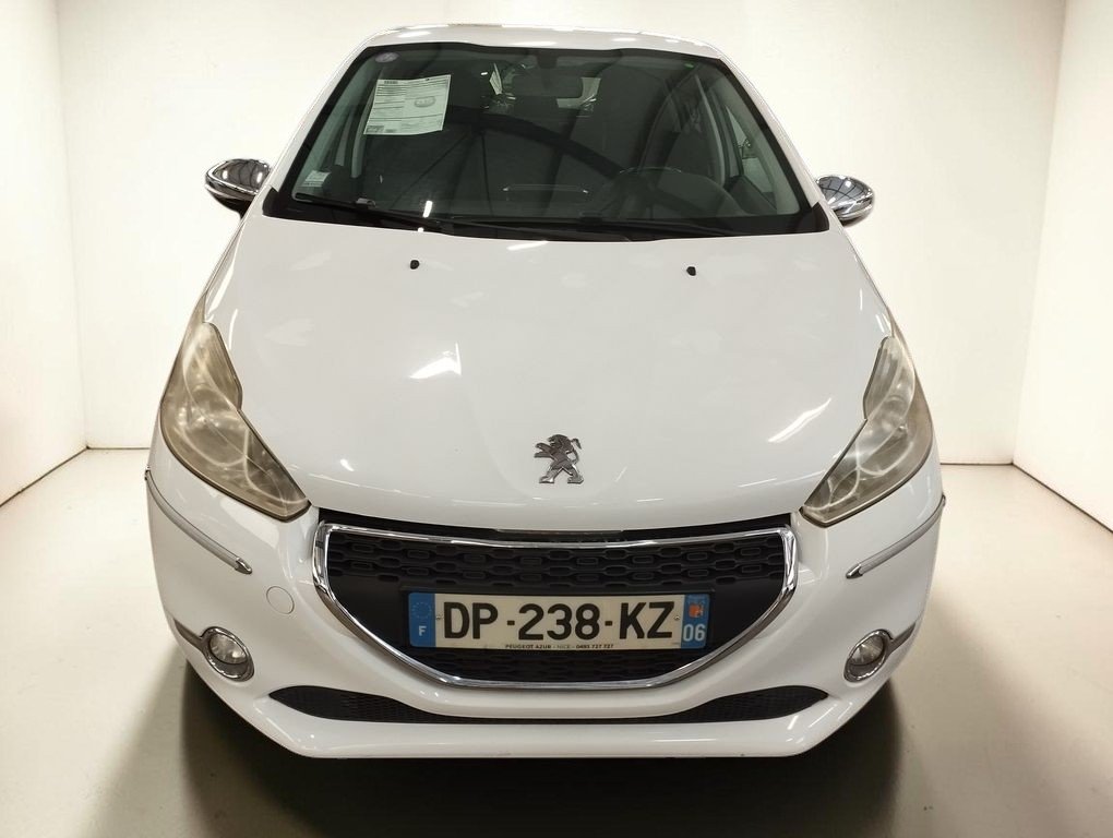 Peugeot 208 - Photo 4