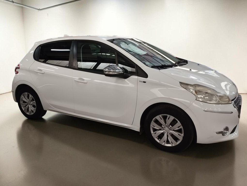 Peugeot 208 - Photo 7