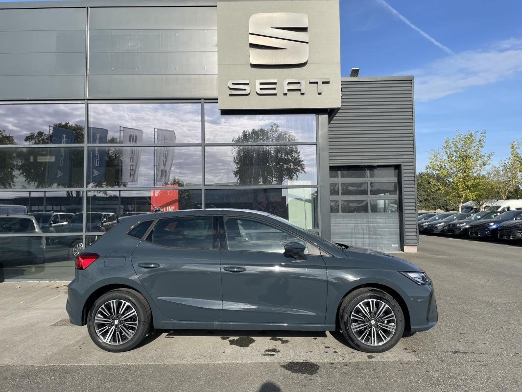Seat Ibiza - Photo 2