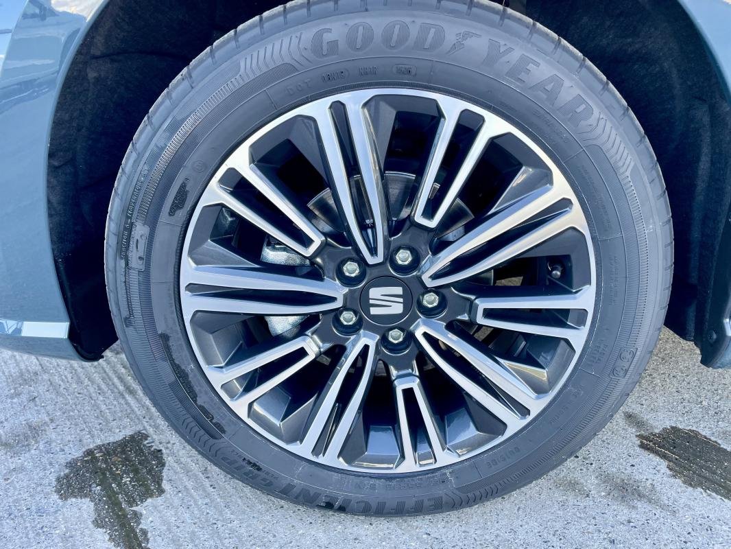 Seat Ibiza - Photo 5