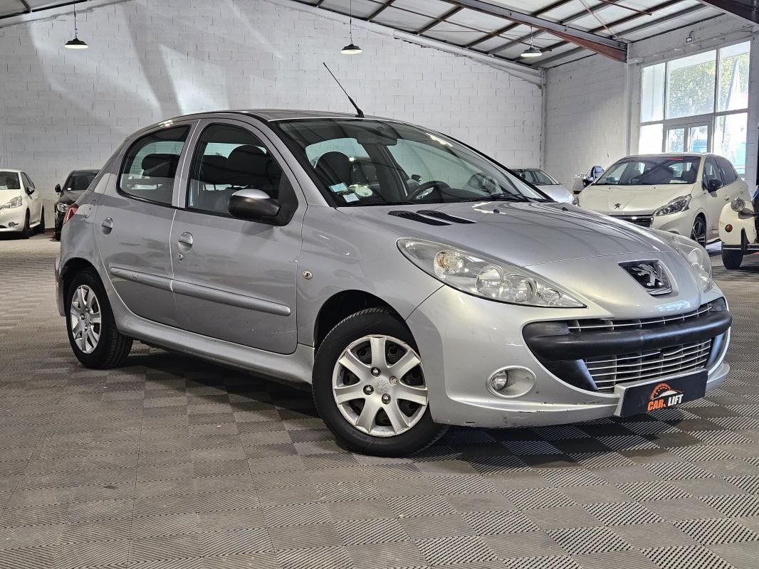 Peugeot 206+ - Photo 1