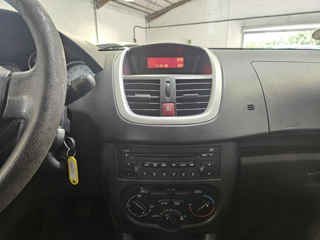 Peugeot 206+ - Photo 15
